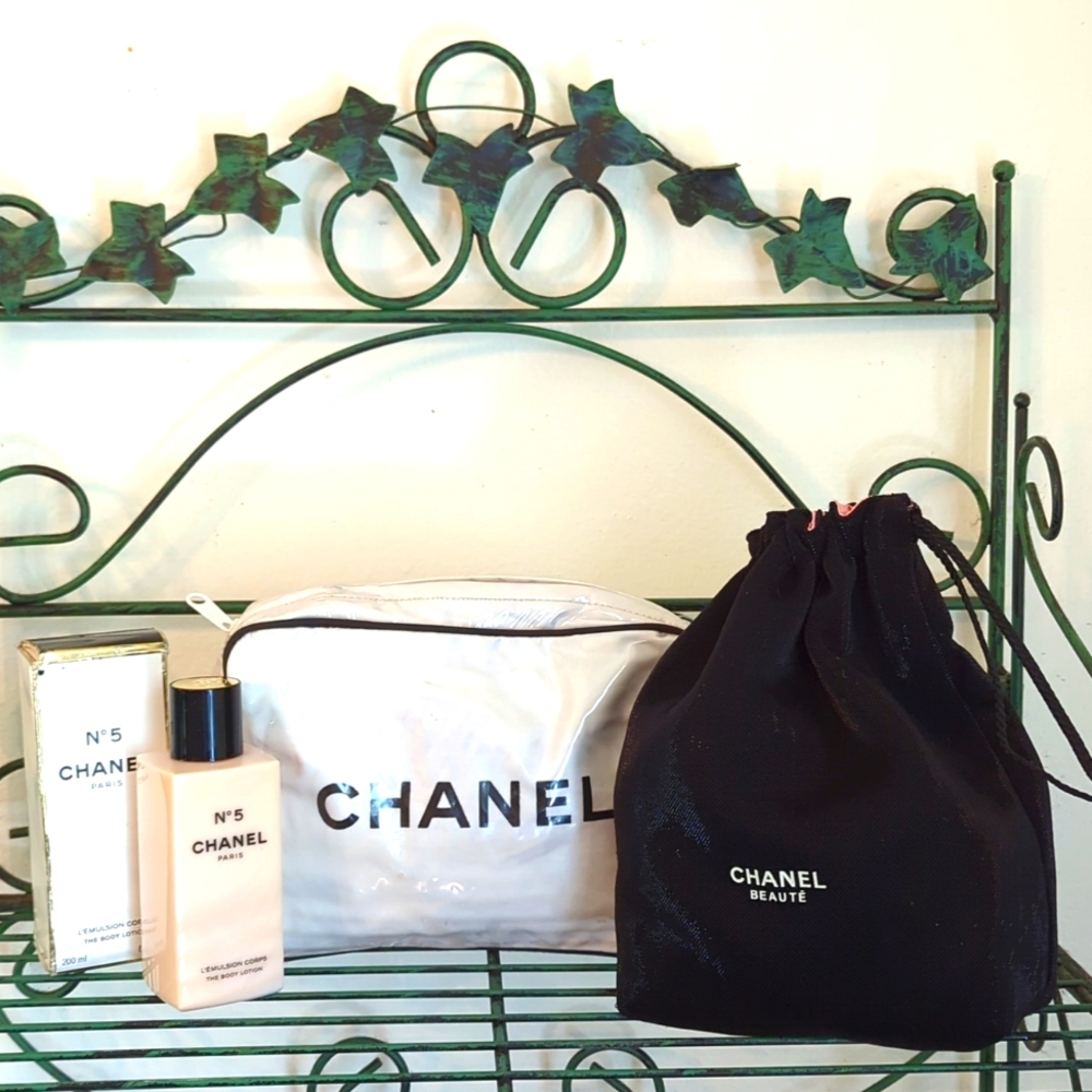 💋 AUTHENTIC CHANEL SET💋